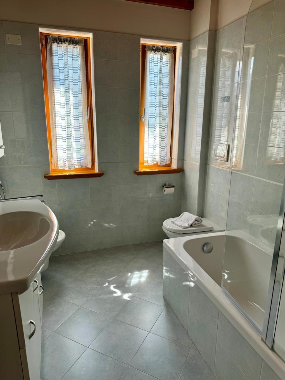 Ai Fol 6 - Stazione E Centro Apartment Feltre Ngoại thất bức ảnh